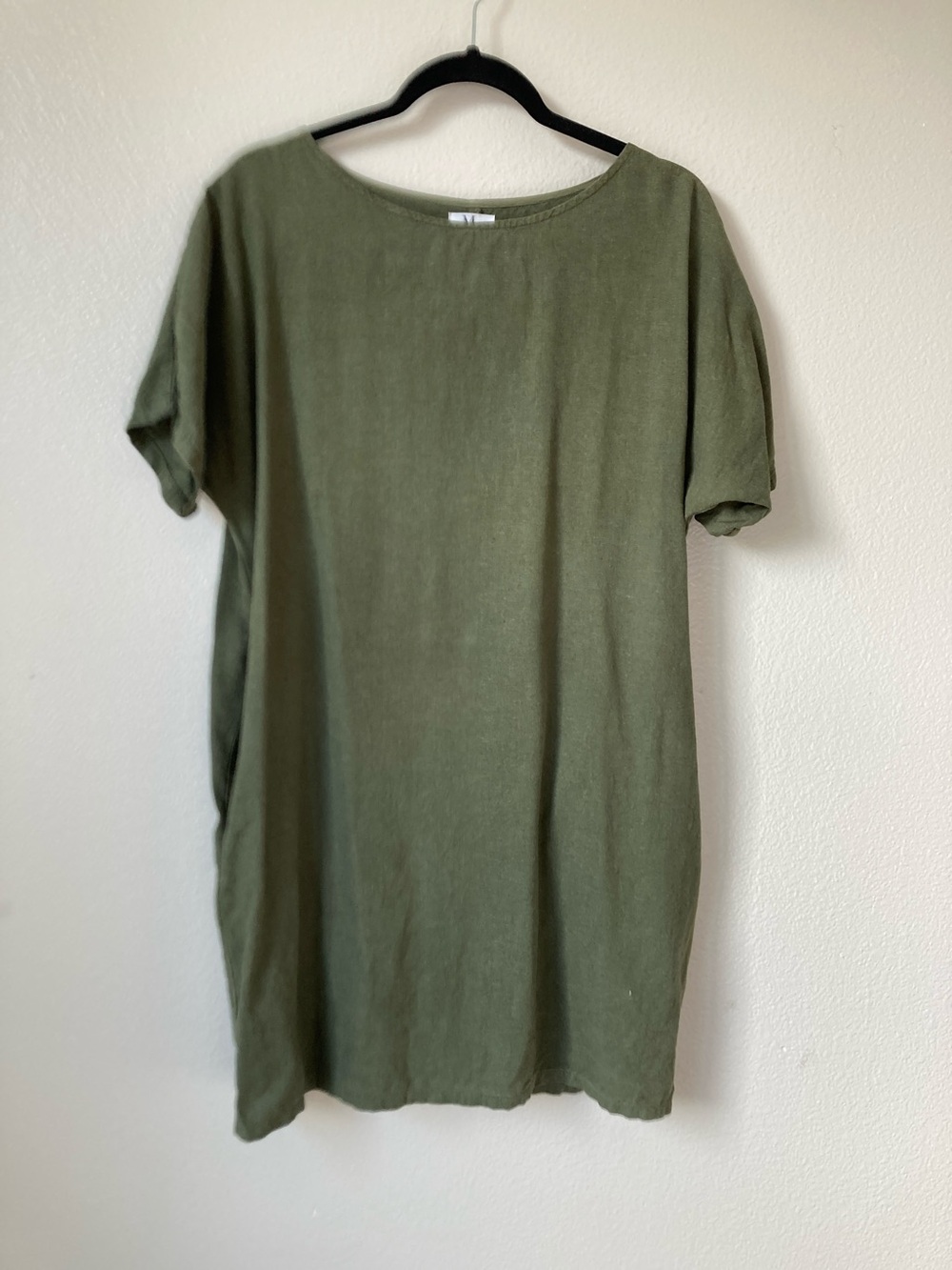 Me & Arrow Dolman Small Batch Relaxed Fit Shift Dress Slow Fashion Olive sz M